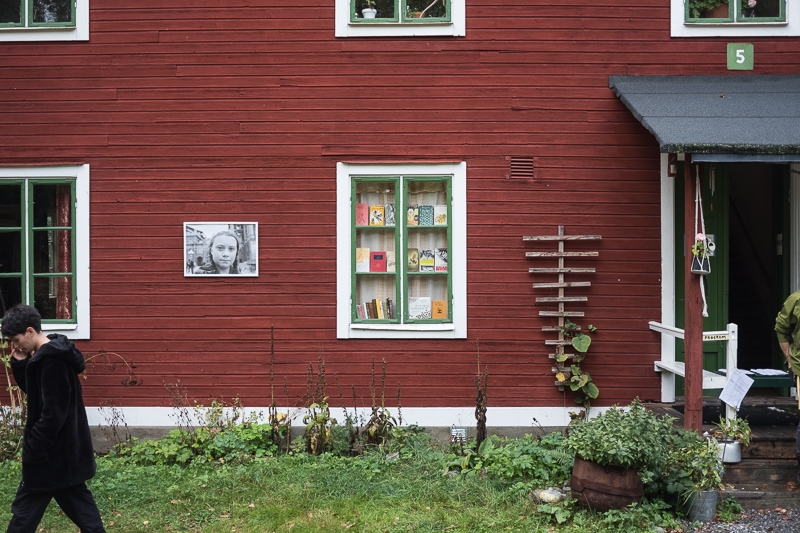 The Political Beekeeper's Library, Varvsarbetarhuset 2020.